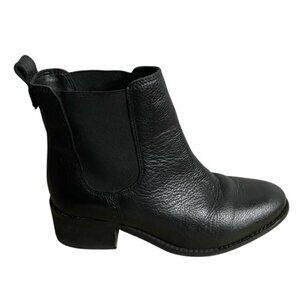 Little Burgundy Women's Black Almond Toe Leather Chelsea Ankle Boots